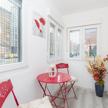 Apartamento Casa De Campo - Alojamiento De Temporada Madrid Esterno foto
