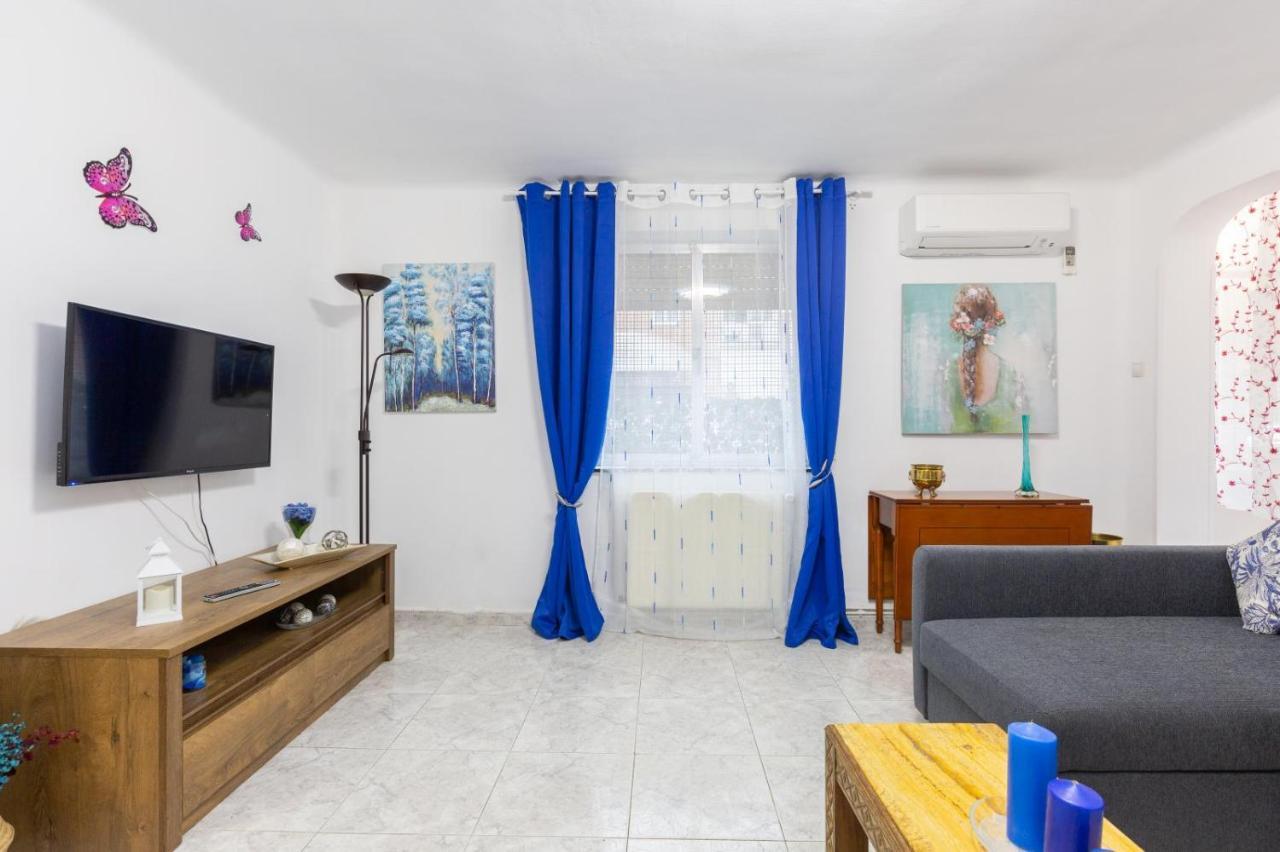Apartamento Casa De Campo - Alojamiento De Temporada Madrid Esterno foto