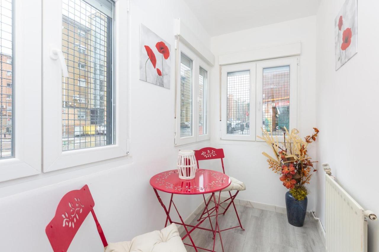 Apartamento Casa De Campo - Alojamiento De Temporada Madrid Esterno foto